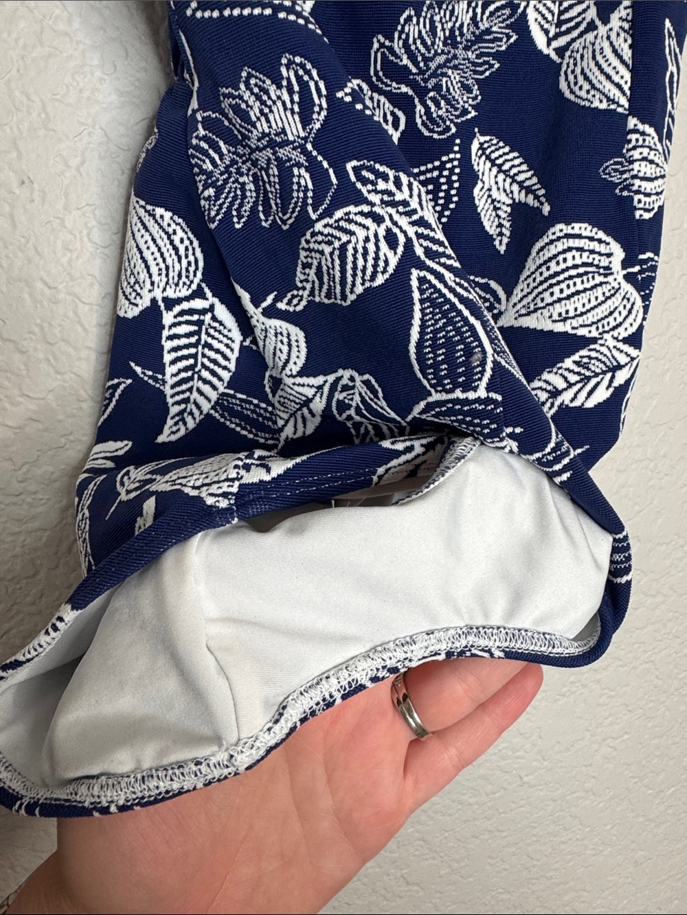 Seea Tofino One Piece Gaia Surf Swimsuit Small Coverage Blue Floral Leaf - Picture 5 of 7